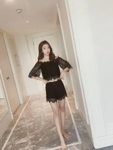 夏季情趣内衣蕾丝一字肩分体背心短裤睡衣套装性感家居服两件套