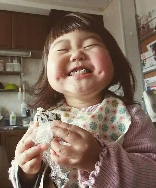 15张丑萌丑萌的孩子照片,看着好开心啊,好想领养一只!