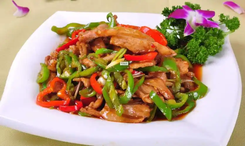 尖椒这样做才好吃,简单美味,厨房小白都能轻易上手,看饿了