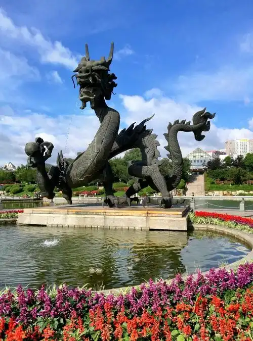 云南省曲靖市麒麟区寥廓南路靠近曲靖市麒麟区人力资源和社会保障局