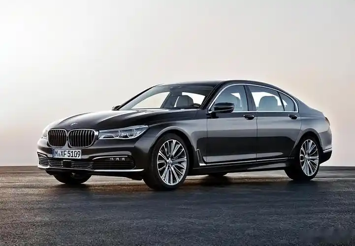 世界顶级跑车(全球10大顶级豪华名车)