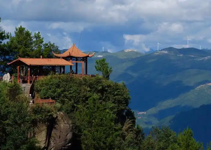 避暑胜地苏马荡