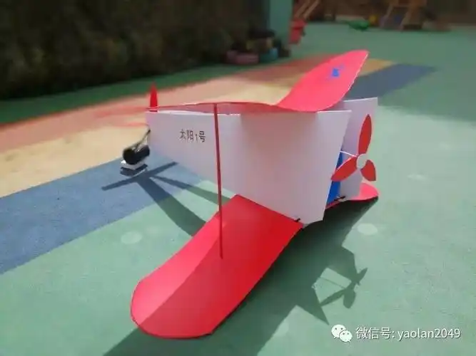 何峰教育·摇篮幼儿园"摇篮梦幻海陆空"大型亲子军事运动会,给你不一