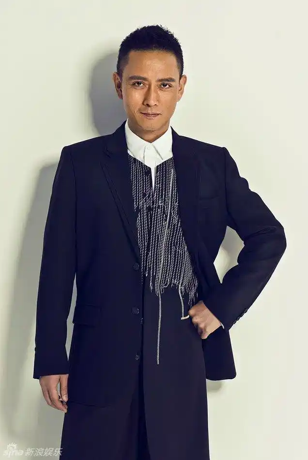 p>谢君豪,1963年3月23日生于中国香港,中国香港影视演员.