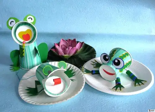 环保小制作简单又漂亮纸杯小青蛙的做法_环保手工制作-查字典幼儿网