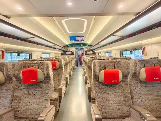 智能版复兴号cr400af-z型动车组采用"瑞龙智行"方