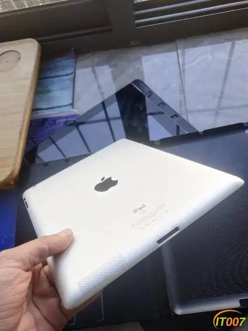 苹果平板ipad216g97寸198元