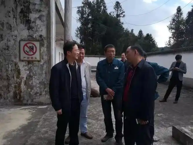 成绩来之不易,合作更应珍惜,贵州邦达董事长余邦平一行到公司,深入