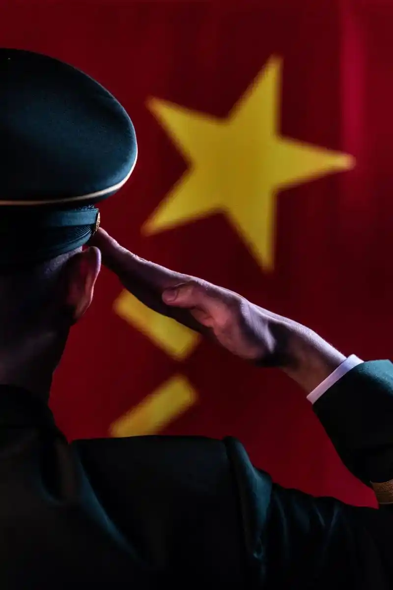 再见,军营!珍重,老兵!