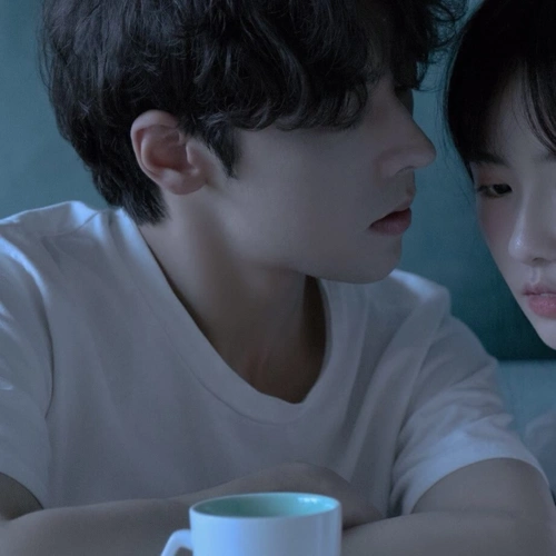 2020年最火情侣头像很a情侣头像一左一右