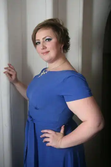 俄罗斯圣彼得堡举办肥胖女人选美大赛组图