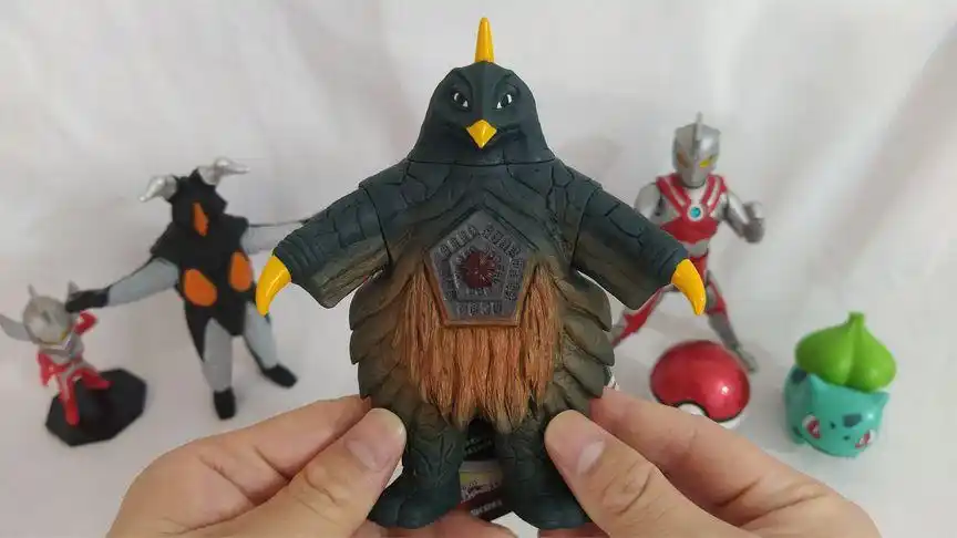 万代 杰克奥特曼 宇宙大怪兽贝蒙斯坦 软胶