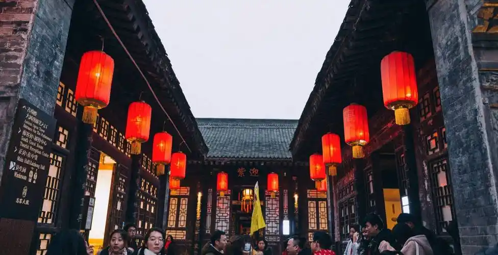 原创西安回民街里藏了一座高家大院华阴老腔和皮影戏全都有