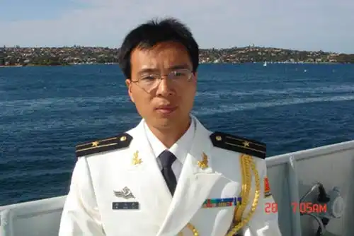 深邃大海中温柔的蓝—访新时代道德楷模李书杰