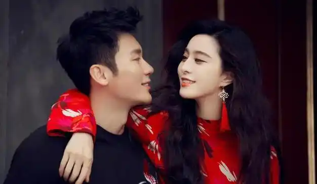 范冰冰为李晨生下一子产子后竟然发现男友也喜欢男人