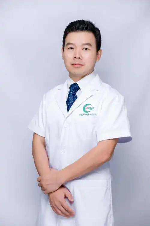 李程科 副主任医师手足外科副主任从事骨外科,手足显微外科临床工作近