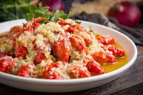 小唐窝里地道锡帮菜龙虾