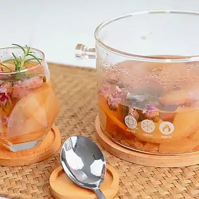 秋冬热饮玫瑰苹果乌龙茶层次感丰富