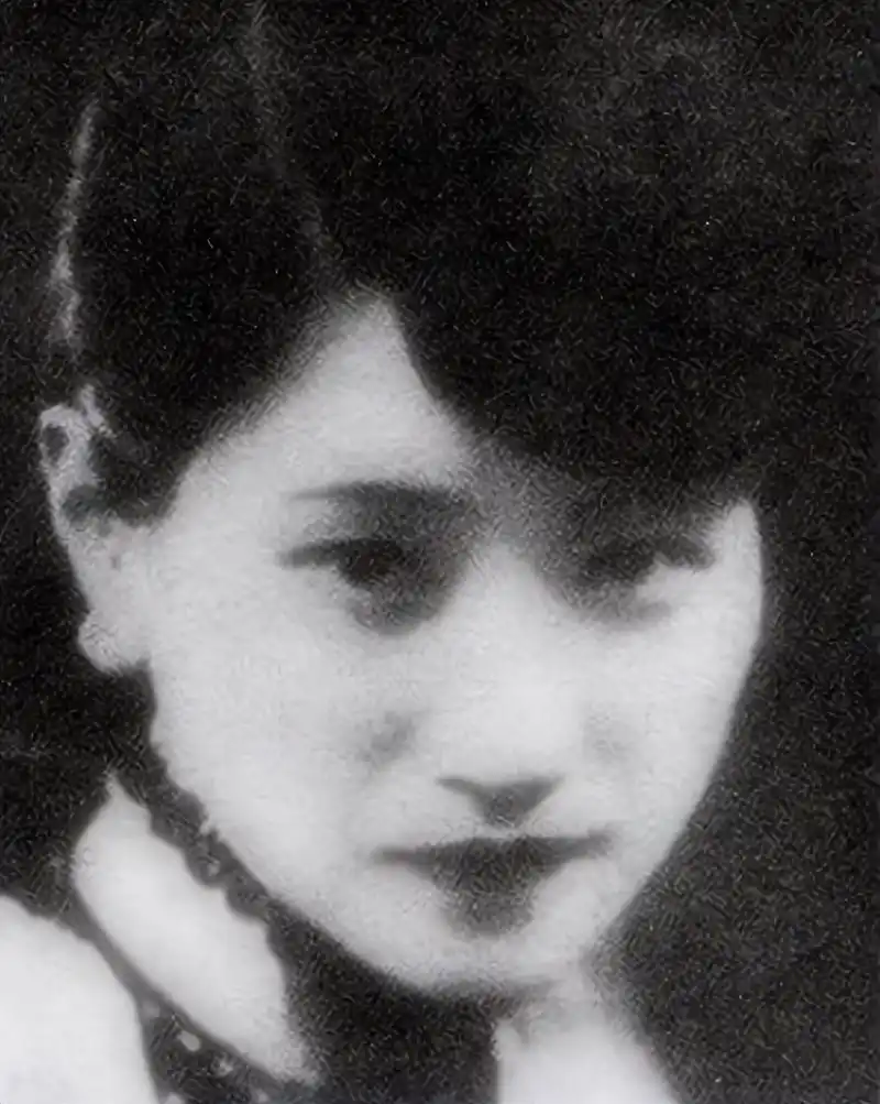 回顾陆小曼一生:我出轨堕胎抽大烟,但我是个好女孩!