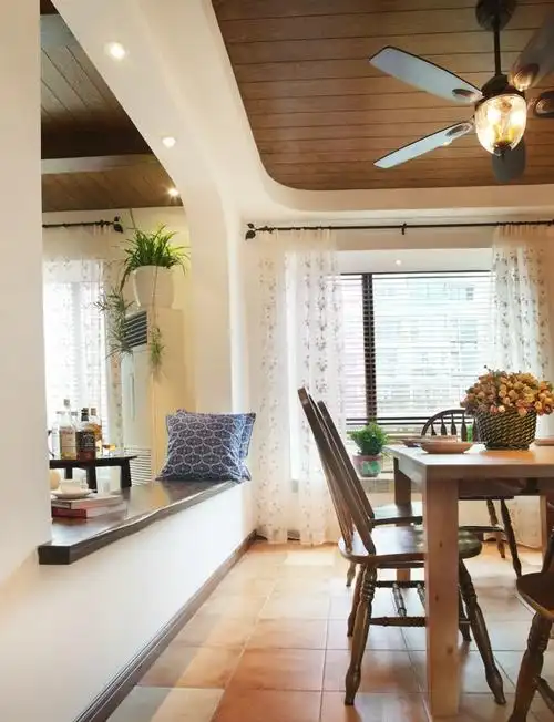 田园风格餐厅飘窗装修案例