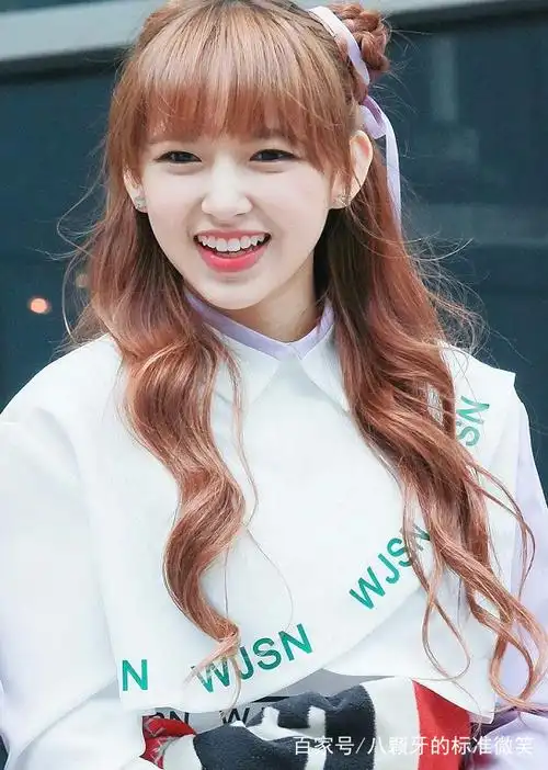 程潇:惊鸿一瞥,一眼万年,小姐姐是吃可爱长大的吗