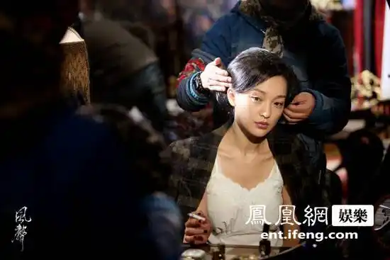 《风声》曝光精彩剧照 段奕宏凶狠李冰冰哀婉