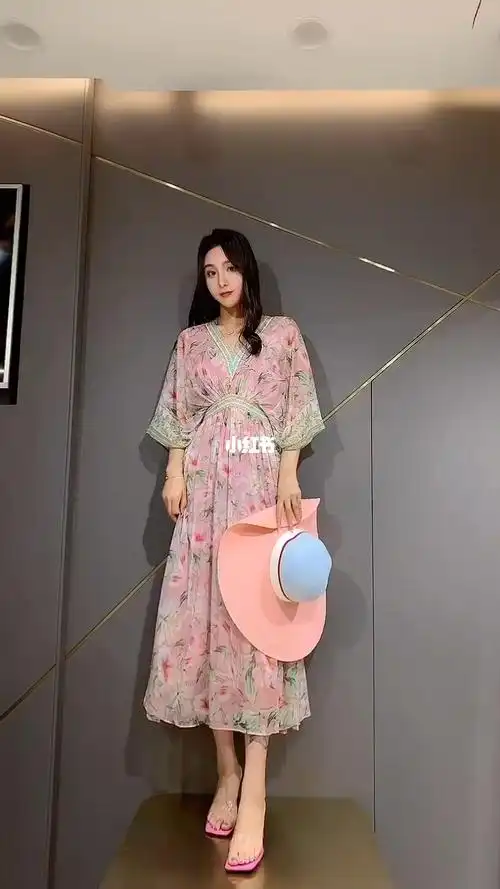 爆款爱马仕真丝连衣裙