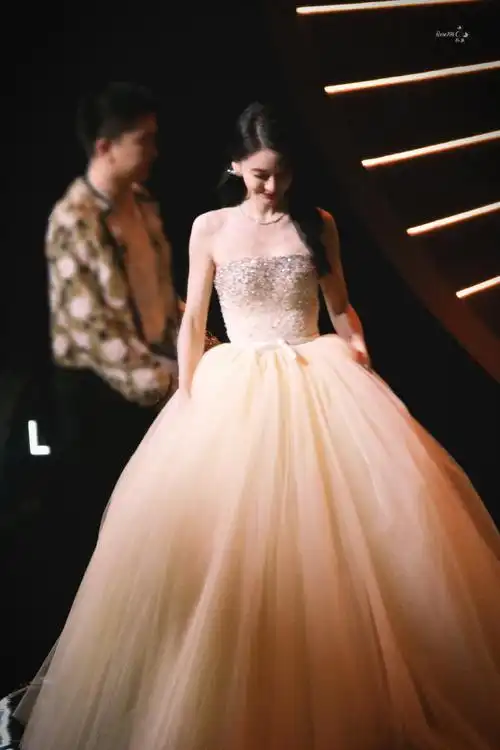 angelababy超话#杨颖#61 2023 3 2561微博之夜78小公主0299