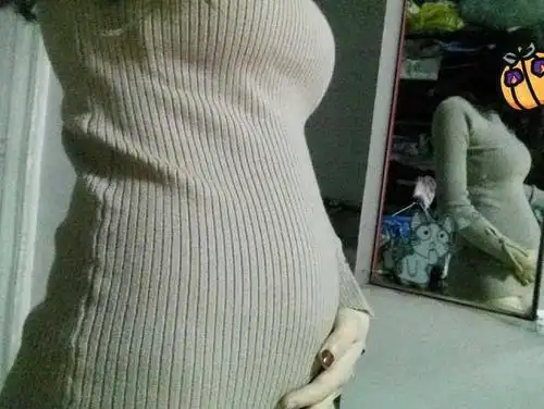 女生小腹为什么鼓鼓的 小腹鼓鼓的是怀孕了吗?