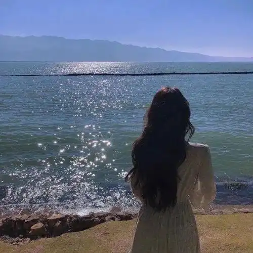 不露脸温柔风网红感女生头像|美女|绝绝|仙女|混血儿_网易订阅