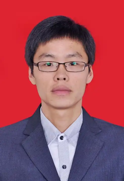 免冠2寸(35×45mm)正面电子证件照片(蓝底证件照,jpg格式,20kb以下).