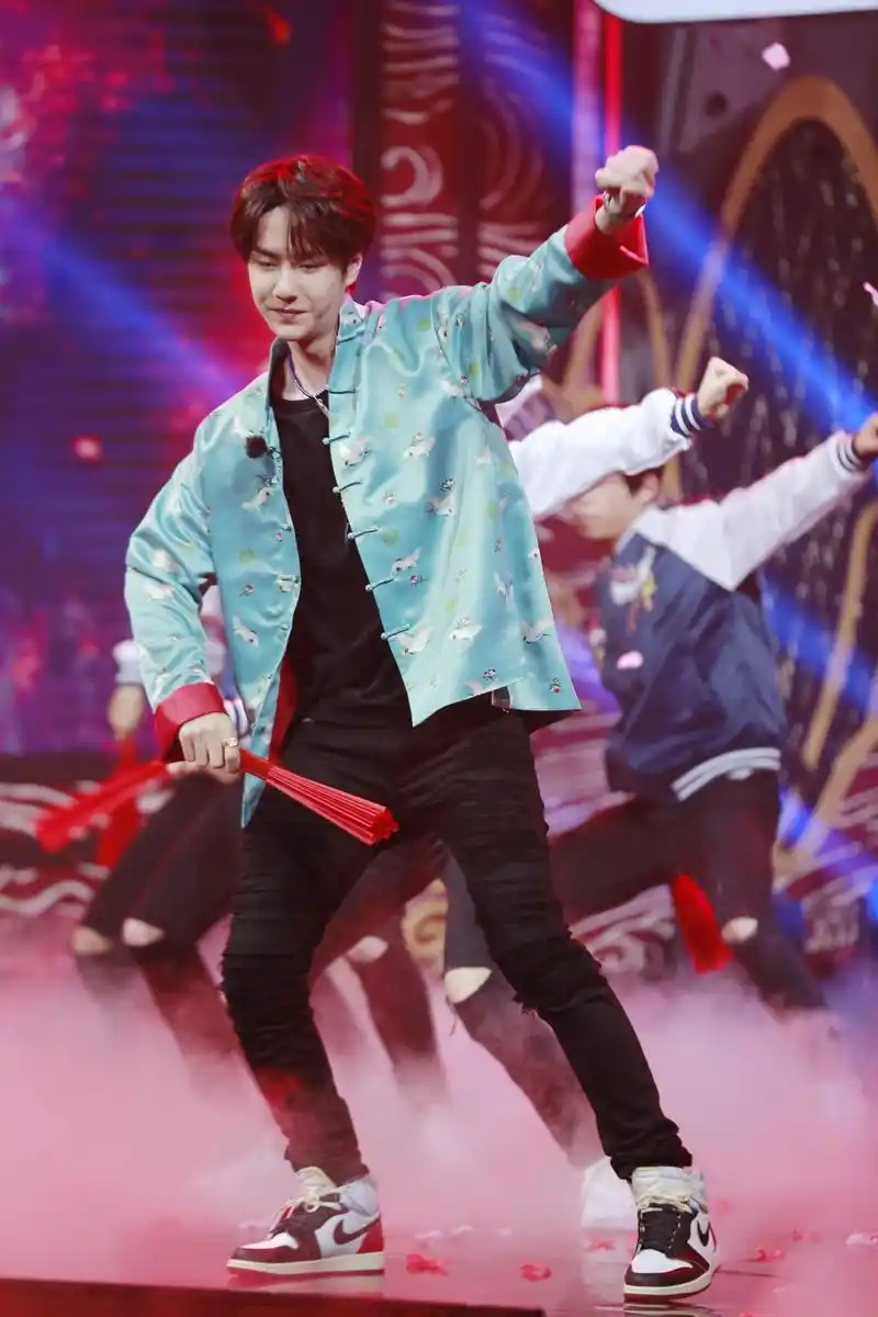 【那年今日·回忆绵长】 "陪伴是最长情的告白.