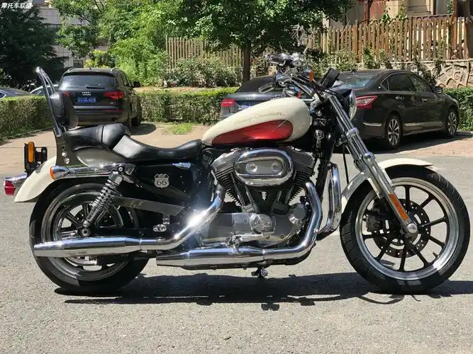 鞍骑机车大贸12年哈雷883l