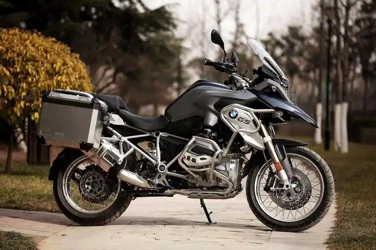 水鸟宝马摩托车bmwr1200gsgs1317上下护杠摩托车保险杠