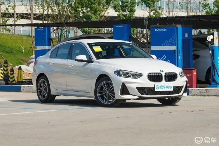 【宝马宝马1系2022款120i m运动版】报价_图片_-参数_易车