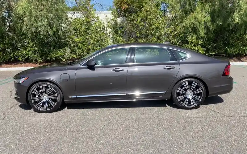 2021 沃尔沃 s90 蝶贝灰 细节