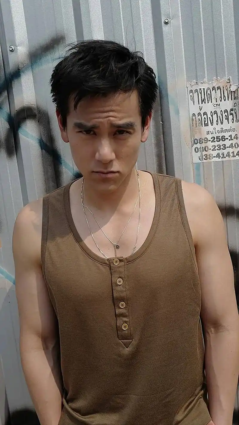 自律.#彭于晏 高清头像 - 抖音