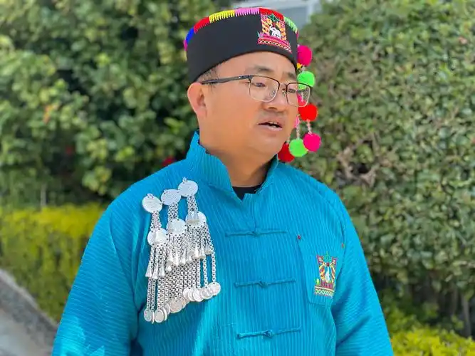 获奖代表梁昌才脱贫攻坚为阿昌族带来福音