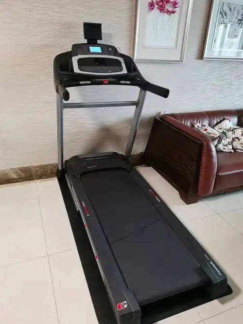 晒一晒入手的爱康795i跑步机