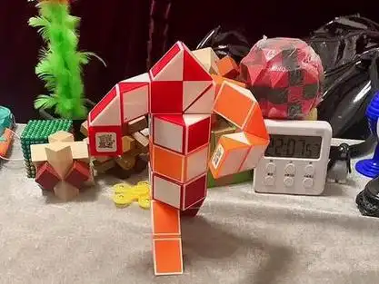 24段魔尺机器人的折法#百变魔尺 #魔尺#抖出知识点 #萌知计划 @抖音