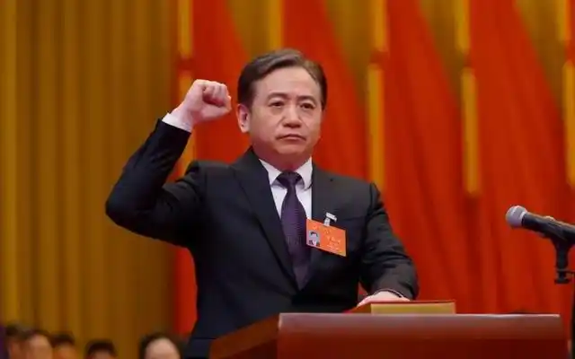 刘忻当选为杭州市人民政府市长.