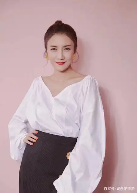 王黎雯:风格百变,可盐可甜,令人怦然心动