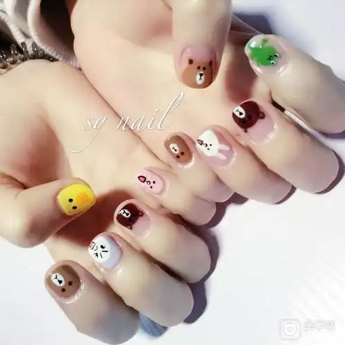 圆形卡通手绘可爱达人陈淑仪店铺热门爆款美甲图片