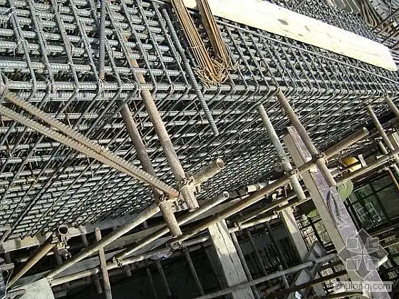 框支剪刀墙结构(32f)现场施工图片