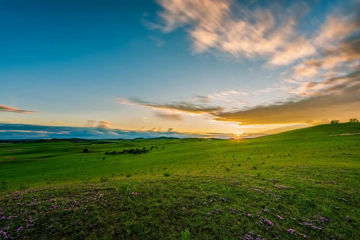 夏天去新疆,喀拉峻草原的日出你期待吗?
