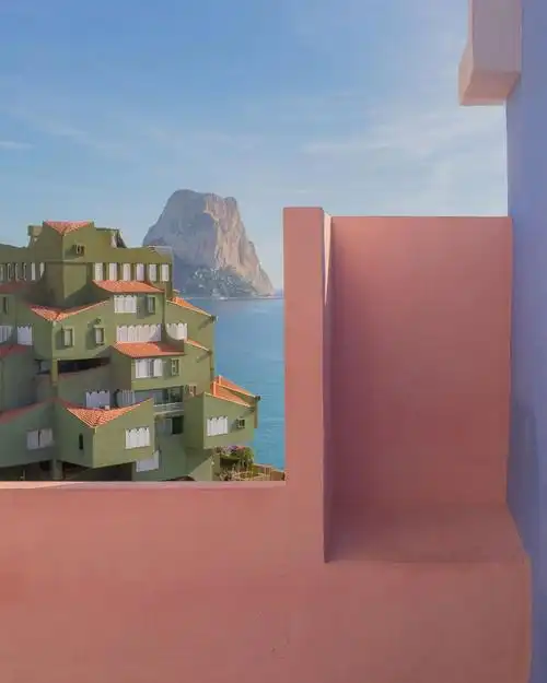 西班牙鬼才建筑师ricardobofill纪念碑谷