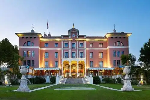 贝纳阿维斯帕蒂尔纳别墅宫殿酒店