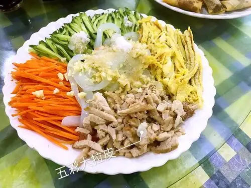 舌尖上的锦州西站