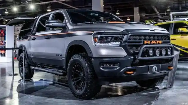 道奇ram是什么车皮卡(道奇ram越野车图片)