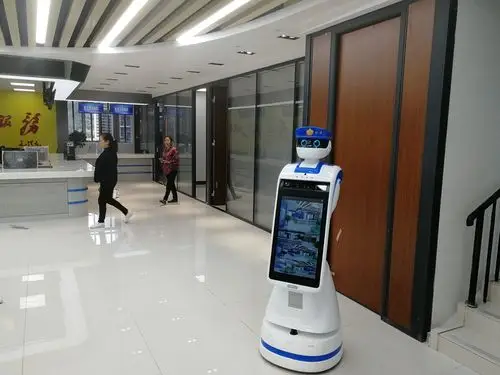 如何让今甲智能服务机器人应用到政务领域